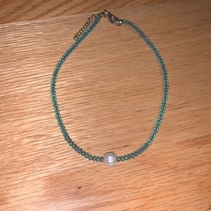 Adjustable blue pearl choker